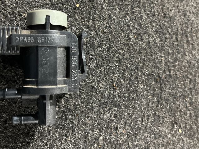 bontott VW GOLF IV Nyomásszabályzó Szelep