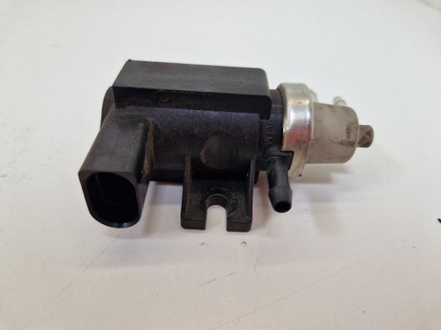 bontott VW GOLF IV Nyomásszabályzó Szelep