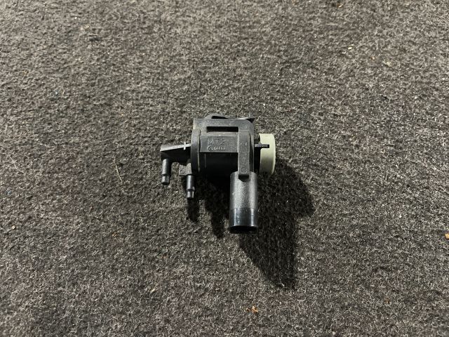 bontott VW GOLF IV Nyomásszabályzó Szelep