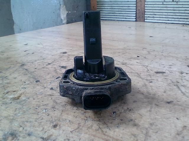 bontott VW GOLF IV Olajszint Jeladó