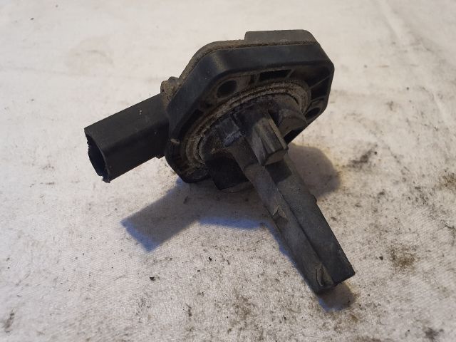 bontott VW GOLF IV Olajszint Jeladó