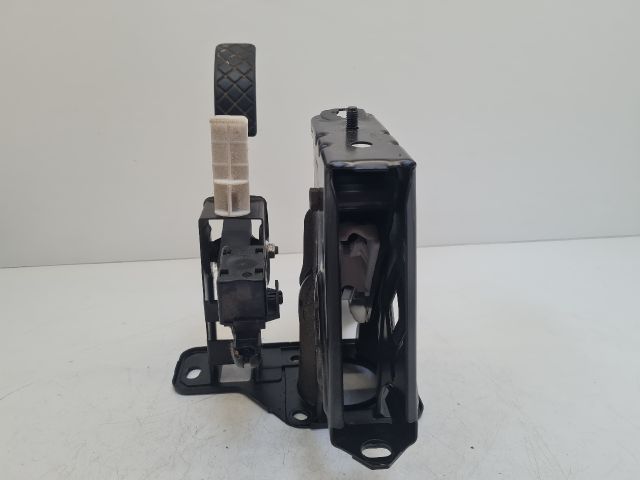 bontott VW GOLF IV Pedálsor (Gáz, Fék, Kuplung)