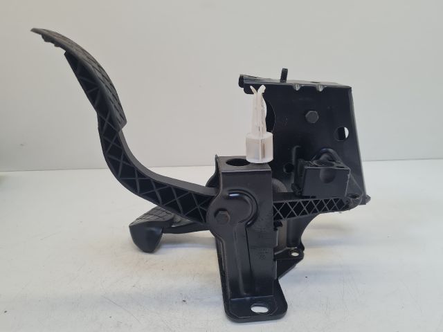 bontott VW GOLF IV Pedálsor (Gáz, Fék, Kuplung)