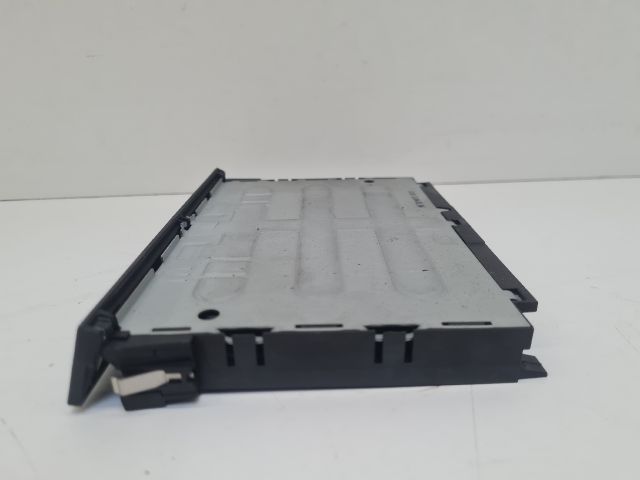 bontott VW GOLF IV Pohártartó