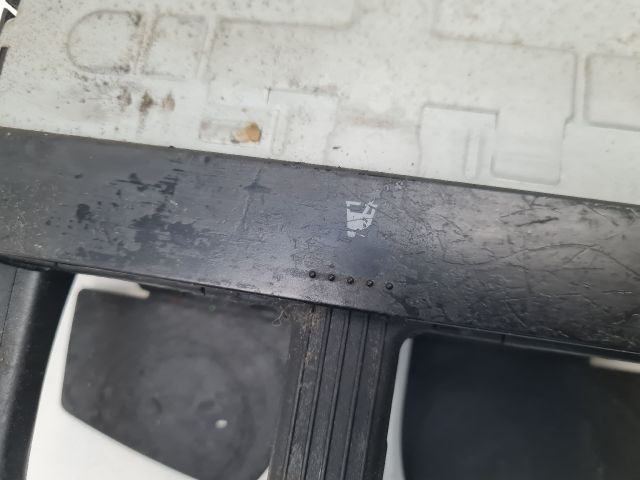 bontott VW GOLF IV Pohártartó