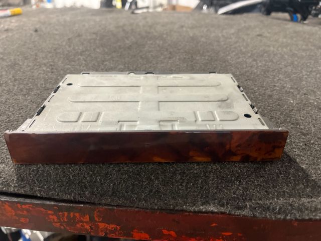 bontott VW GOLF IV Pohártartó