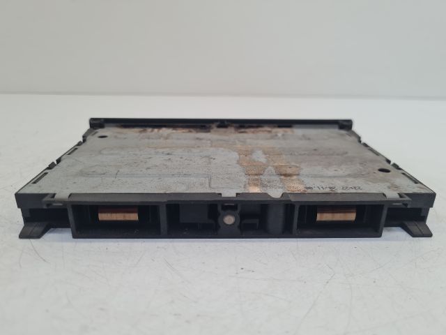 bontott VW GOLF IV Pohártartó