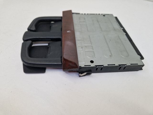 bontott VW GOLF IV Pohártartó