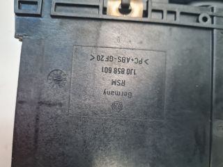 bontott VW GOLF IV Pohártartó