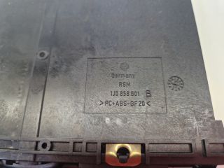 bontott VW GOLF IV Pohártartó