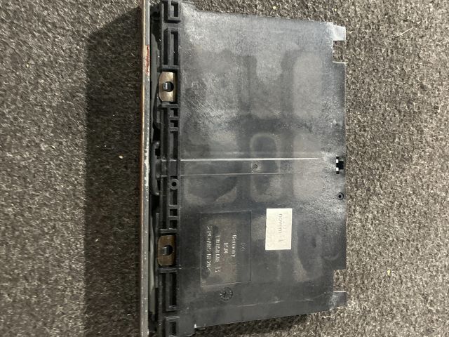 bontott VW GOLF IV Pohártartó