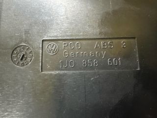 bontott VW GOLF IV Pohártartó