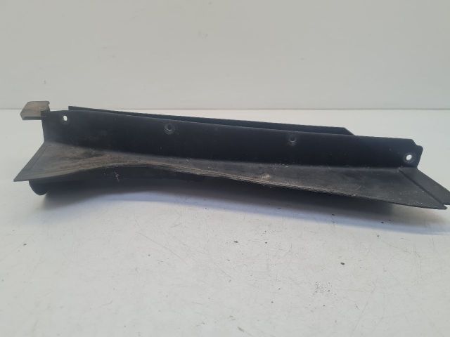 bontott VW GOLF IV Pollenszűrő Fedél