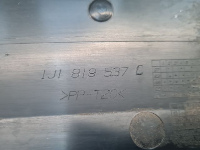 bontott VW GOLF IV Pollenszűrő Fedél