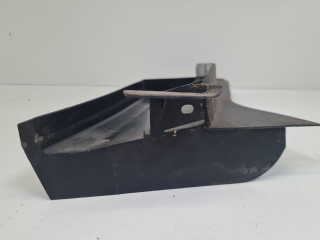 bontott VW GOLF IV Pollenszűrő Fedél