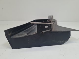 bontott VW GOLF IV Pollenszűrő Fedél