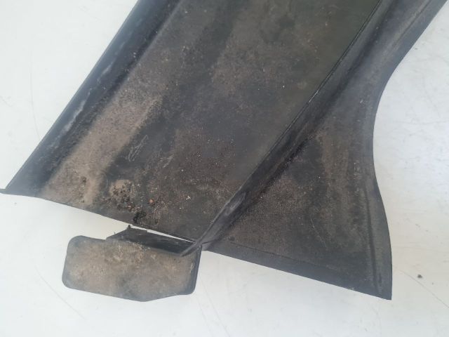 bontott VW GOLF IV Pollenszűrő Fedél