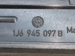 bontott VW GOLF IV Pótféklámpa