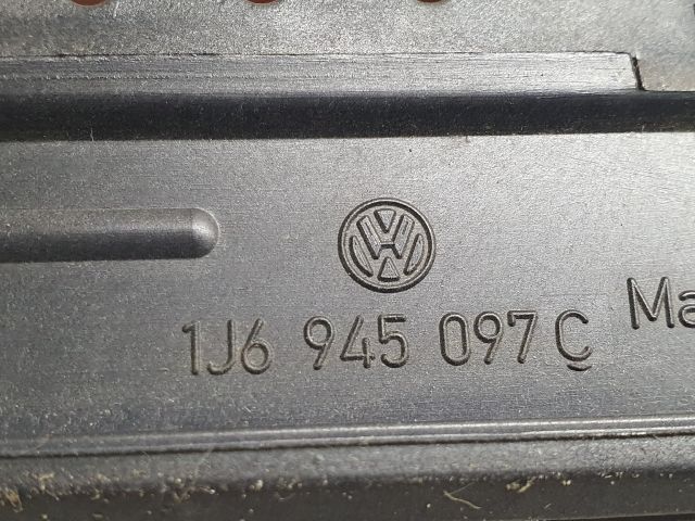 bontott VW GOLF IV Pótféklámpa