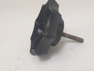 bontott VW GOLF IV Pótkerék Rögzítő