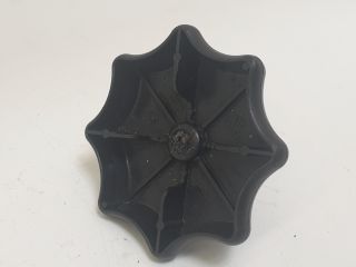 bontott VW GOLF IV Pótkerék Rögzítő