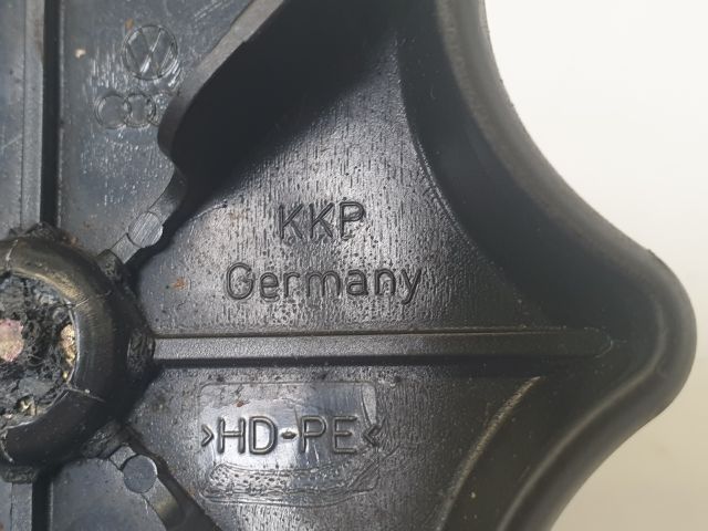 bontott VW GOLF IV Pótkerék Rögzítő