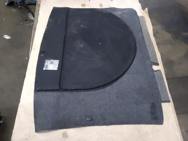 bontott VW GOLF IV Pótkerék Takaró