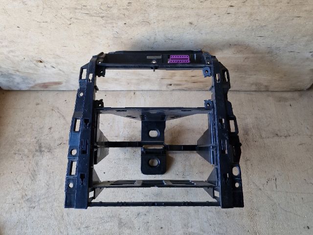 bontott VW GOLF IV Rádió / CD Keret