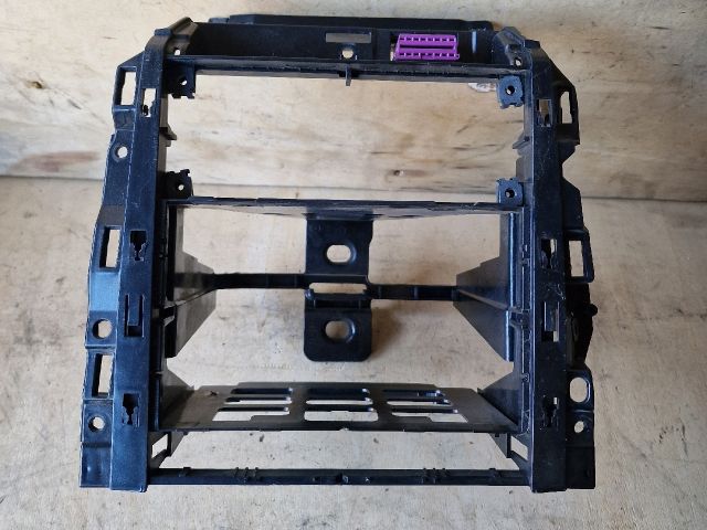 bontott VW GOLF IV Rádió / CD Keret