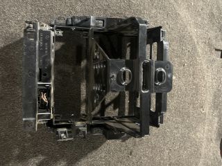 bontott VW GOLF IV Rádió / CD Keret