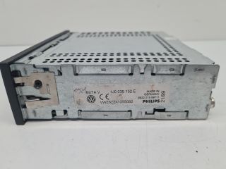 bontott VW GOLF IV Rádió / CD