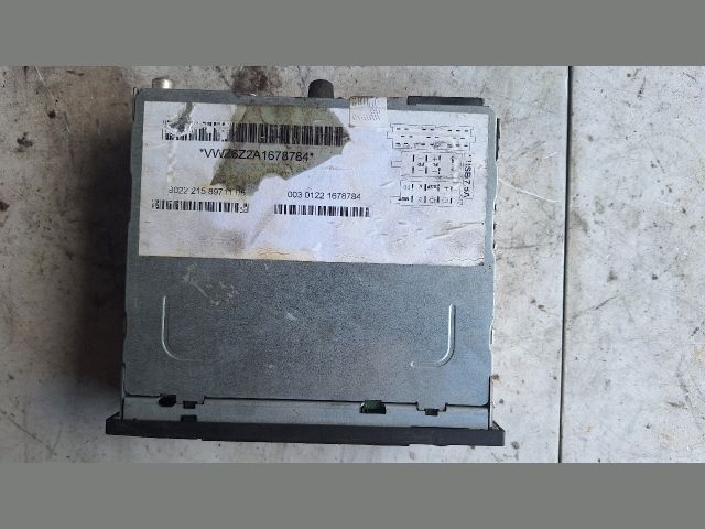 bontott VW GOLF IV Rádió / CD