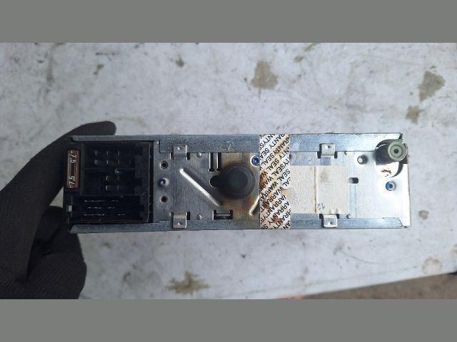 bontott VW GOLF IV Rádió / CD