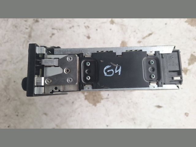 bontott VW GOLF IV Rádió / CD