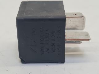 bontott VW GOLF IV Relé