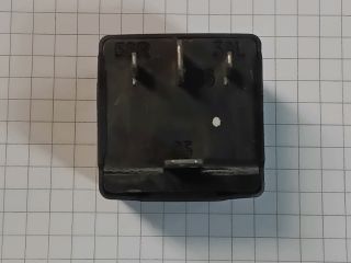 bontott VW GOLF IV Relé