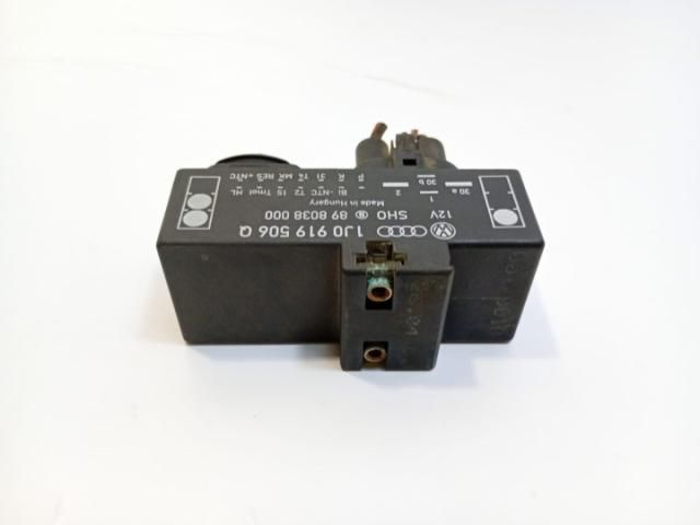 bontott VW GOLF IV Relé