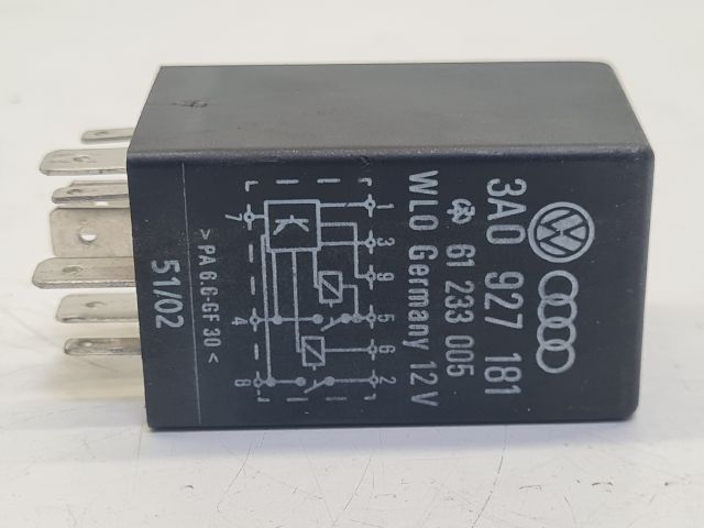 bontott VW GOLF IV Relé