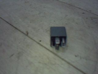 bontott VW GOLF IV Relé