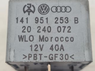 bontott VW GOLF IV Relé