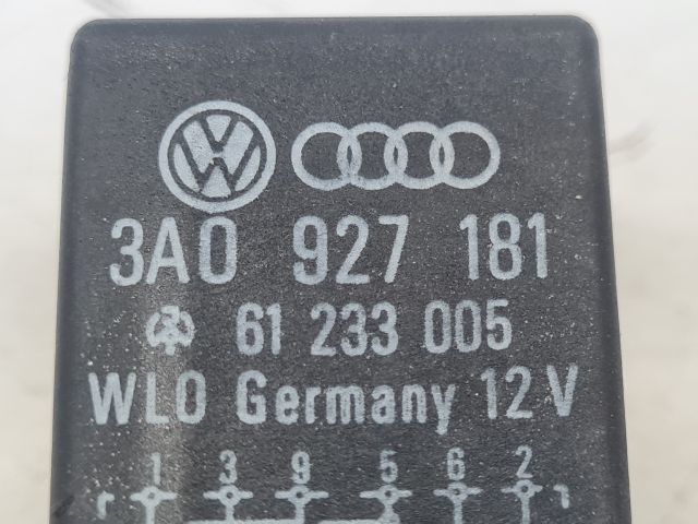 bontott VW GOLF IV Relé