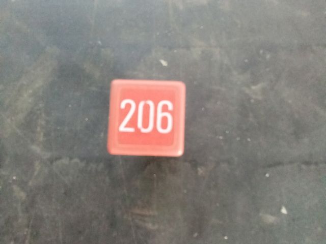 bontott VW GOLF IV Relé