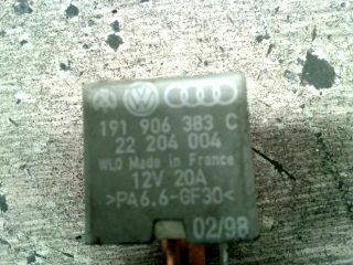 bontott VW GOLF IV Relé