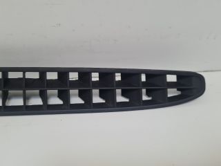 bontott VW GOLF IV Szélvédő Alatti Műanyag Elem