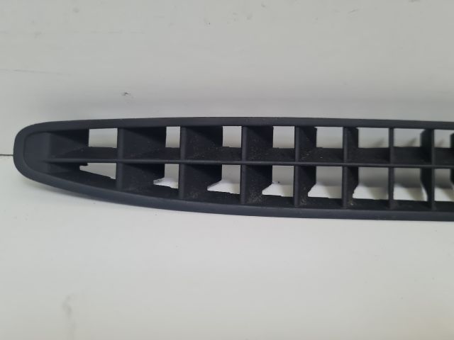 bontott VW GOLF IV Szélvédő Alatti Műanyag Elem