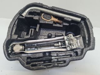 bontott VW GOLF IV Szerszámkészlet