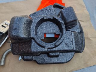 bontott VW GOLF IV Szerszámkészlet