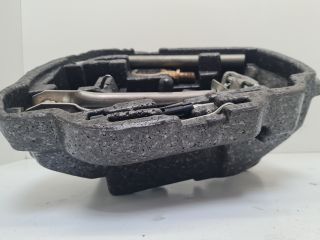 bontott VW GOLF IV Szerszámkészlet