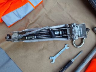 bontott VW GOLF IV Szerszámkészlet