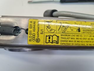 bontott VW GOLF IV Szerszámkészlet